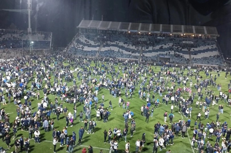 Bạo loạn ở Argentina khiến 1 CĐV thiệt mạng