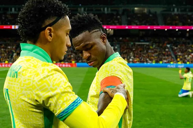 CHÍNH THỨC: Brazil loại Raphinha, triệu tập 4 sao Real + 7 sao Premier League