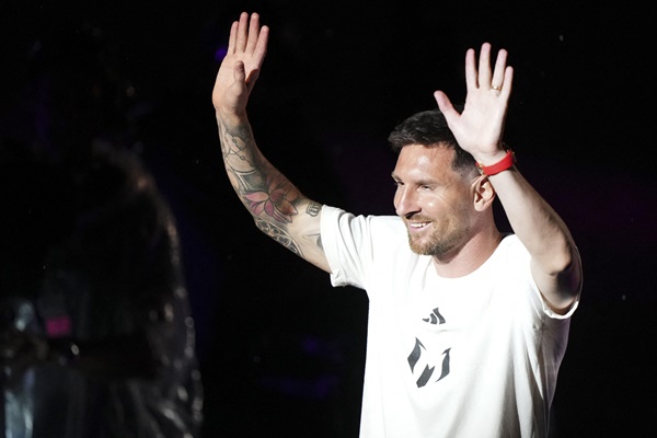 Cơn bão Messi đổ bộ Inter Miami và nước Mỹ