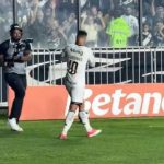 Coutinho ghi bàn, Vasco da Gama thắng 3-1 để vào tứ kết Copa do Brasil