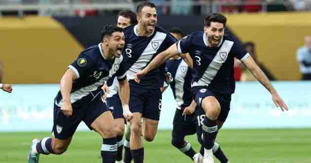 Địa chấn Gold Cup: Guatemala loại Canada sau loạt “đấu súng” nghẹt thở