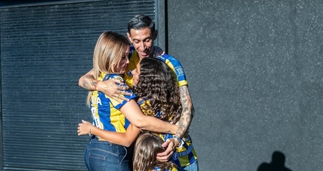 Hình ảnh và thông điệp đầu tiên của Di Maria trong màu áo Rosario Central