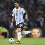 HLV tuyển Argentina: ‘Hãy tận hưởng Messi khi còn có thể’