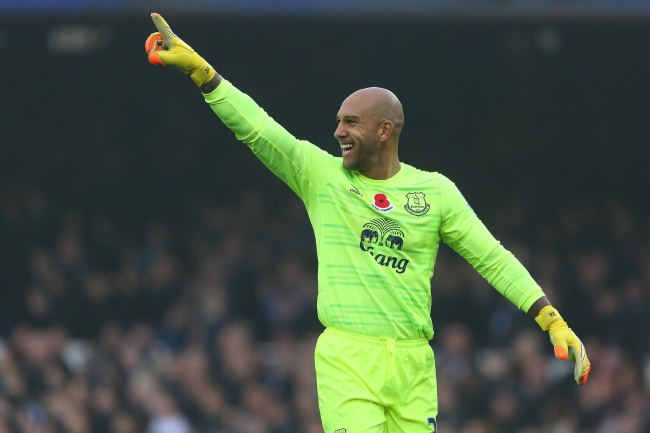 Huyền thoại bóng đá Mỹ nhận đặc ân