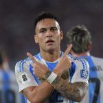 Lautaro Martinez cảm ơn khán giả nhà vì hành động cao cả