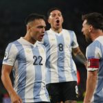 Lautaro ‘sánh vai’ Maradona với siêu phẩm volley; Messi vẫn quá khác biệt tại Argentina