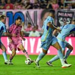 Messi bất lực, Miami thua bạc nhược