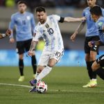 Messi đã cười nhiều hơn trên ĐT Argentina