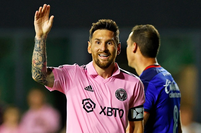 Messi ghi siêu phẩm đá phạt giúp Miami thắng trận