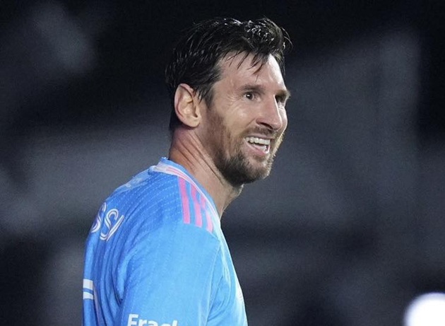 Messi lập hat-trick kiến tạo, Miami huỷ diệt New England