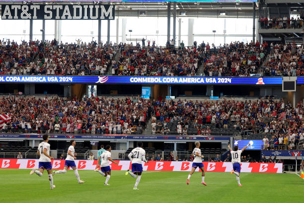 Pulisic tỏa sáng, Mỹ khởi đầu suôn sẻ ở Copa America