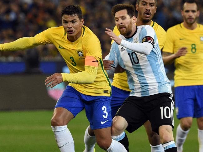 Sao Brazil: “Đối đầu với Messi là một đặc ân”