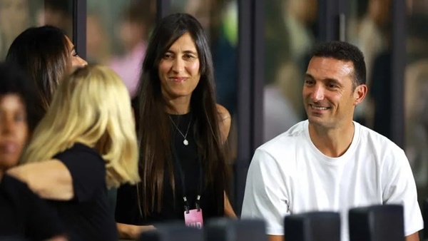 Sau ‘vệ sĩ’ De Paul, HLV Scaloni đến Mỹ thăm Messi ở Inter Miami