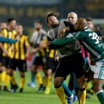 ‘Thùng rác vàng’ Brazil đấm cầu thủ Penarol ở Copa Libertadores