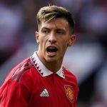 Trung vệ thép của Man Utd gặp rắc rối khi trở về ĐTQG