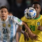 Tuyển Argentina và Brazil thiết lập cột mốc đáng quên