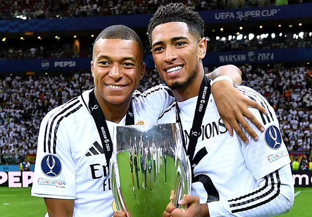 10 CLB giá trị nhất thế giới: Man Utd tụt sâu; Man City thua gã khổng lồ