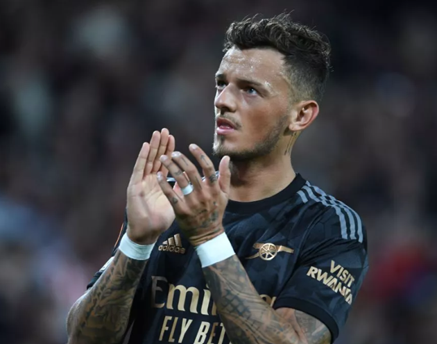 10 hậu vệ phải đỉnh nhất thế giới: Tôn vinh James; sao Arsenal góp mặt