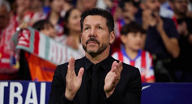 10 huấn luyện viên được trả lương cao nhất thế giới bóng đá năm 2025