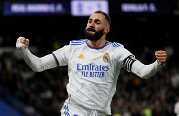 10 oanh tạc cơ xứ lục lăng 3 thập kỷ qua: Gã du mục ghé qua Chelsea