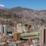 10 SVĐ kỳ lạ nhất thế giới (P1): Messi nôn mửa, nóc siêu thị