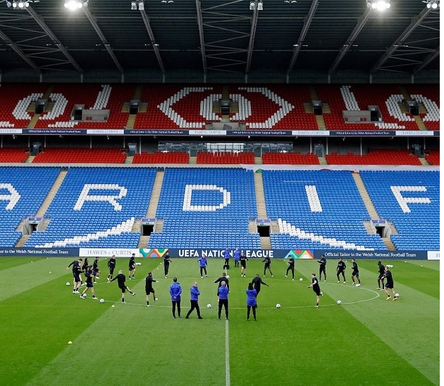 3 mục tiêu quan trọng của M.U cùng xuất hiện trên 1 sân tập