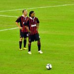 4 cầu thủ đá phạt thành bàn nhiều hơn Ronaldo và Messi