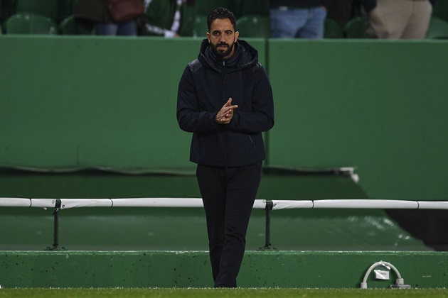 5 HLV triển vọng nhất hiện tại: Huyền thoại Liverpool góp mặt