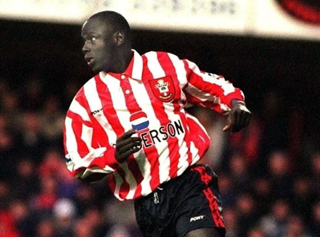 6 màn ra mắt thảm họa trong lịch sử bóng đá: Ibrahimovic và ‘cú lừa’ xấu hổ