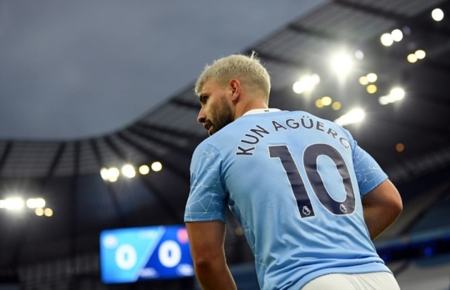 Aguero úp mở khả năng tái xuất sân cỏ