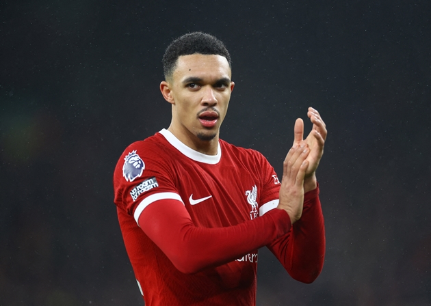 Alexander-Arnold: “Tôi đã cạn hết năng lượng”