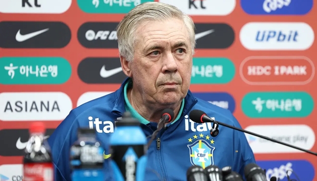 Ancelotti trấn an, sẽ không ép Vinicius và Rodrygo chơi trái sở trường