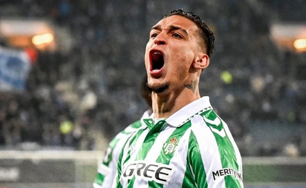Antony hồi sinh trong màu áo Betis sau quãng thời gian thất vọng ở MU