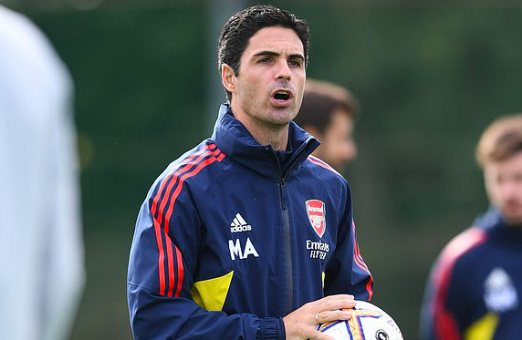 Arteta phản pháo chỉ trích về Bukayo Saka