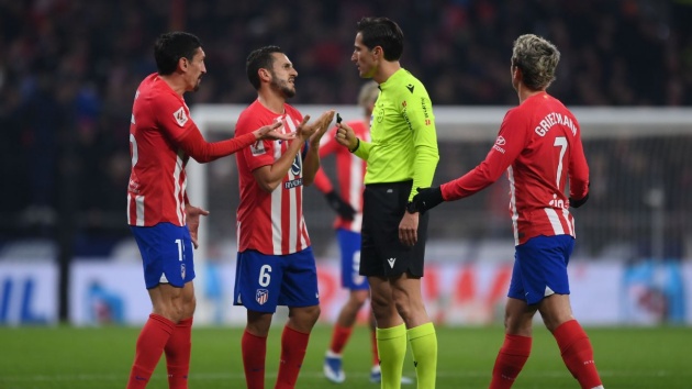 Atletico nói không với Super League