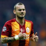Bị “chơi đểu”, Sneijder tính đường sang Premier League