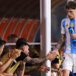 Bị tố thờ ơ với Messi, Garnacho lập tức đáp trả