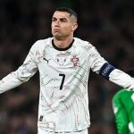 Bồ Đào Nha thua, Martinez cảm thông với thẻ đỏ của Ronaldo