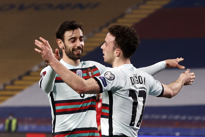 Bruno Fernandes phấn khích khi sao Liverpool ghi bàn