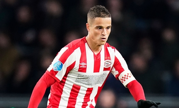 CHÍNH THỨC: Bản hợp đồng tệ nhất của Pep ở Barca giải nghệ