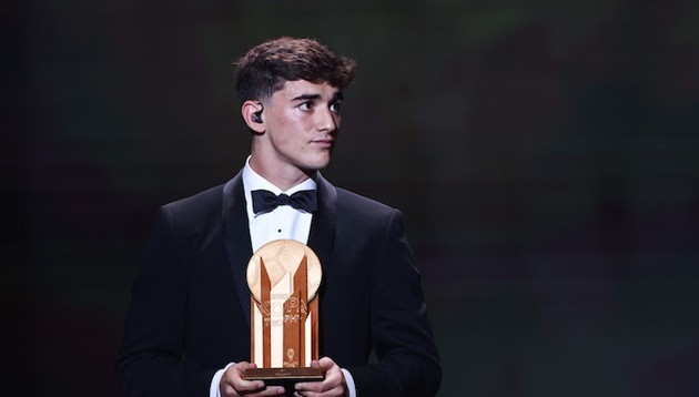 CHÍNH THỨC! Gavi giành Golden Boy 2022