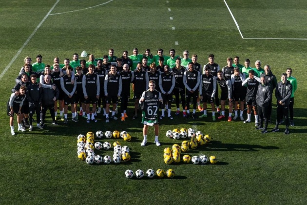 Choáng với chân sút đẳng cấp nhất năm 2024: 62 bàn/63 trận, ăn đứt Haaland – Kane