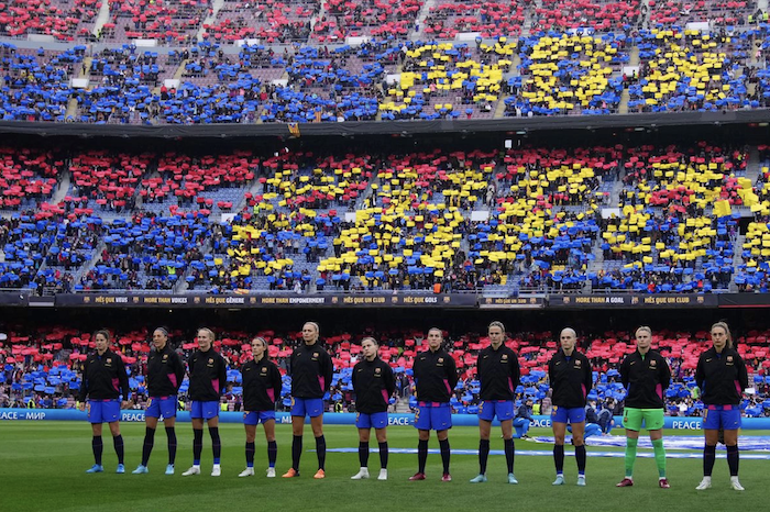 Cột mốc lịch sử cho bóng đá nữ thế giới