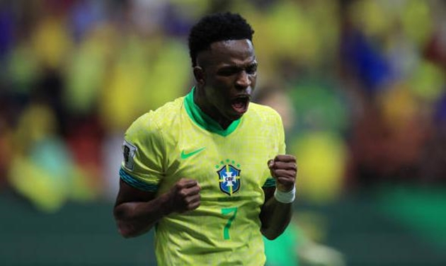 Cuối cùng, Vinicius cũng biết cách cứu rỗi Brazil