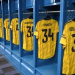 Đánh bại “Hùm xám”, Oezil trình làng kiểu đầu cực “chất chơi”