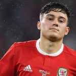 Daniel James bất bình với quyết định rút thẻ đỏ của trọng tài