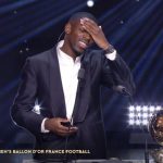 Dembele rơi nước mắt khi nhận Ballon d’Or đầu tiên trong sự nghiệp
