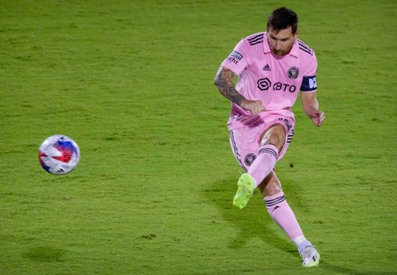 “Đến Barca hay Ả Rập, Messi không thể tận hưởng như lúc này”