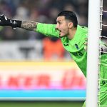 Độc lạ Thổ Nhĩ Kỳ: Thủ môn muốn đá penalty nhưng đối thủ không cho phép