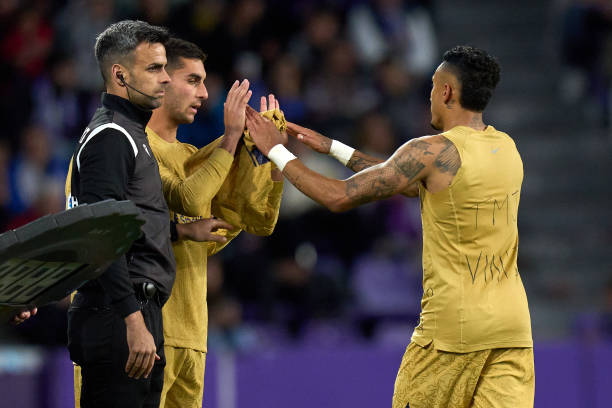 Đôi cánh bị gãy của Barcelona